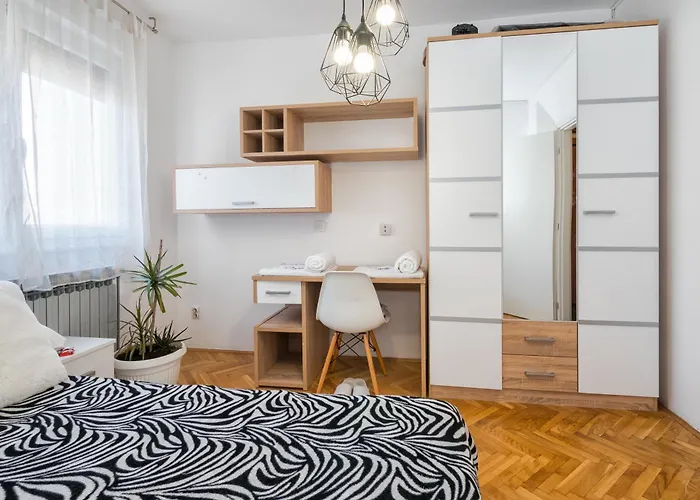 L & V Apartament